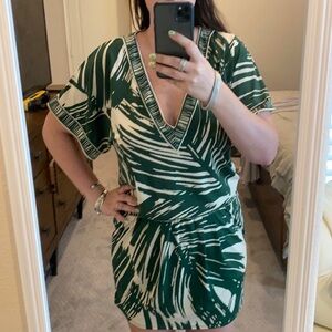 BCBGMaxAzria Green and Cream Patterned Dress/swim coverup